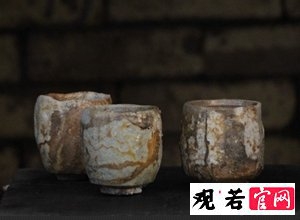 《石料柴烧杯：天然之美融入茶韵》