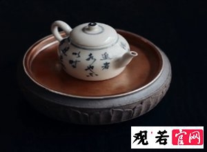 经典茶具组合：观若壶承在传统茶道中的角色